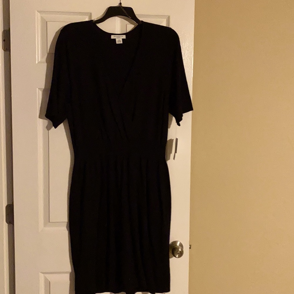 Cute short sleeve black knit dress